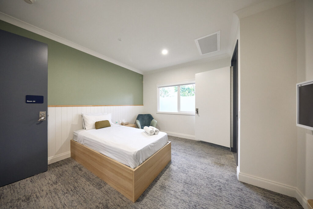 Private patient room at Avive Clinic Melbourne in Alphington